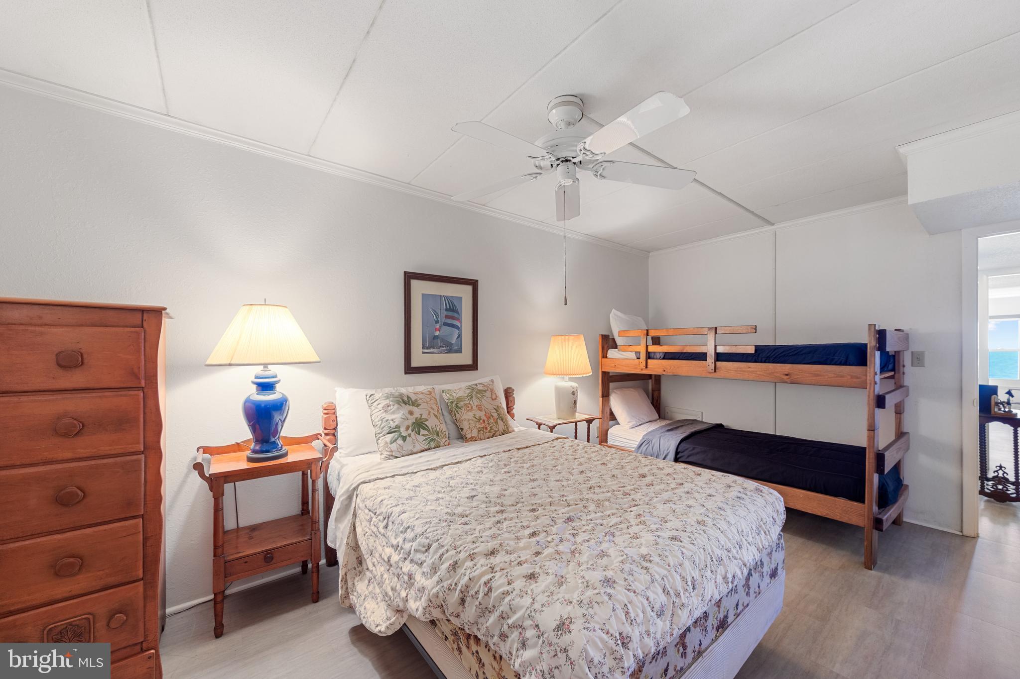 6007 Atlantic AVENUE Unit: 302