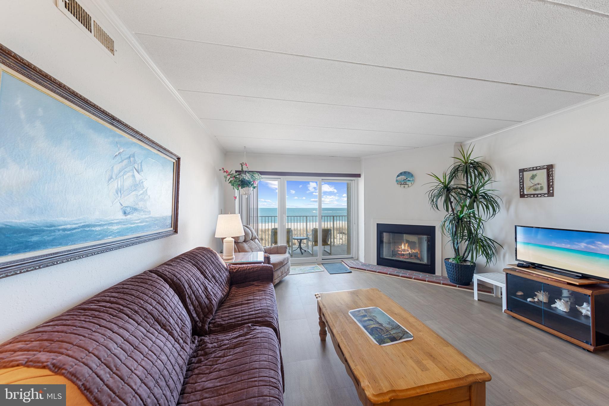 6007 Atlantic AVENUE Unit: 302