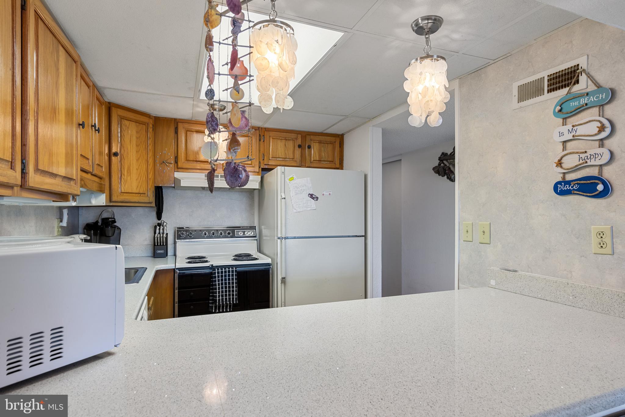 6007 Atlantic AVENUE Unit: 302