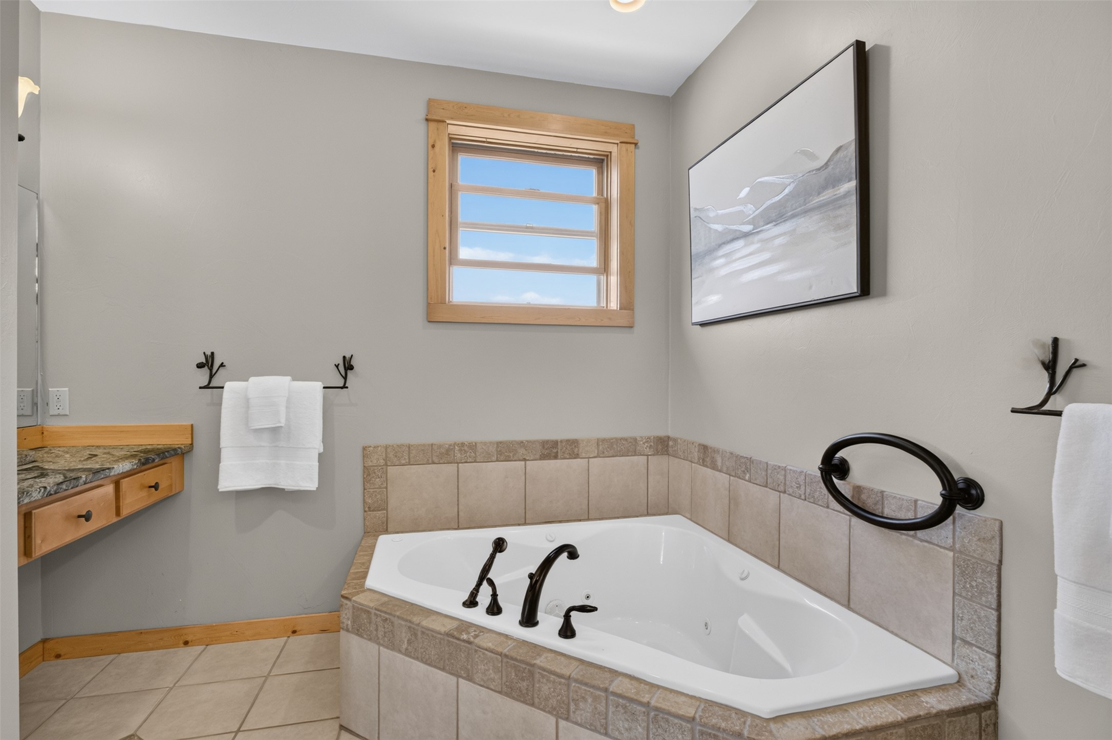 160 Hilltop Vista Loop