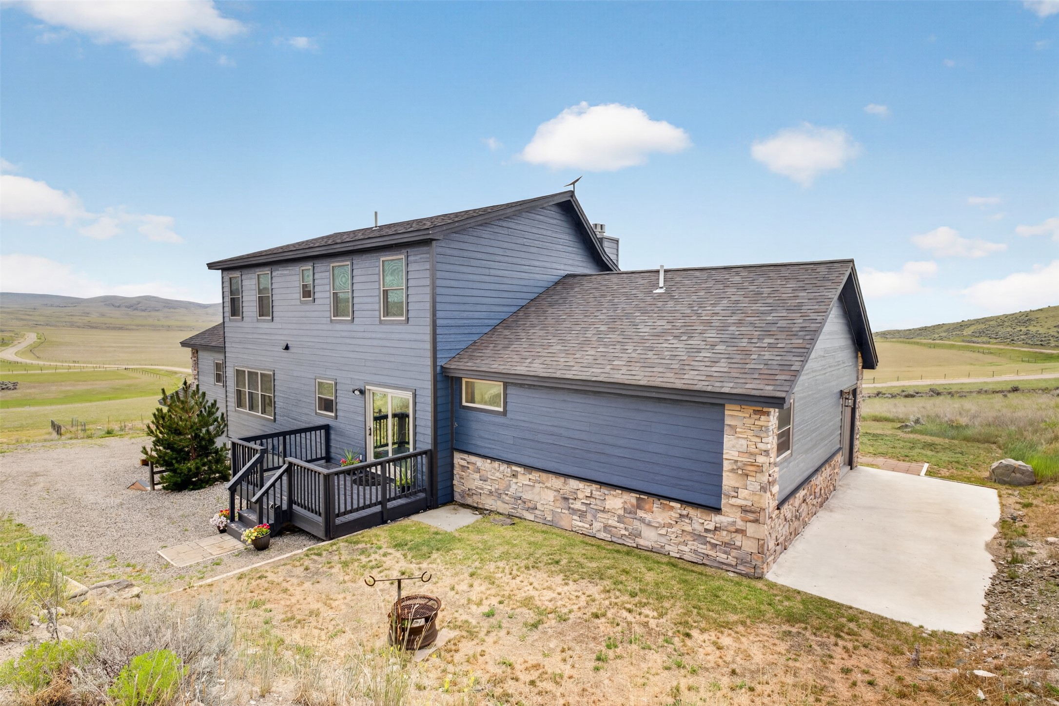 160 Hilltop Vista Loop