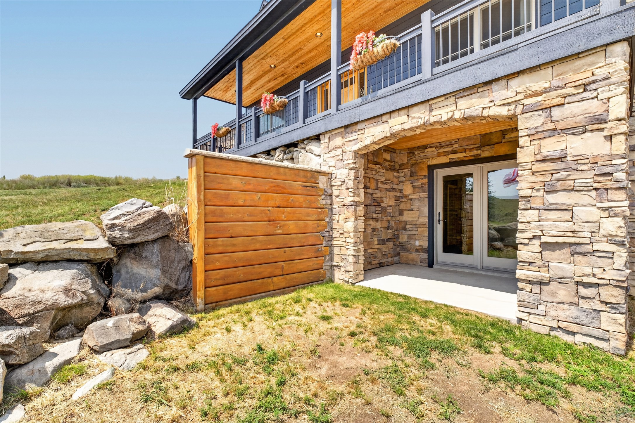 160 Hilltop Vista Loop