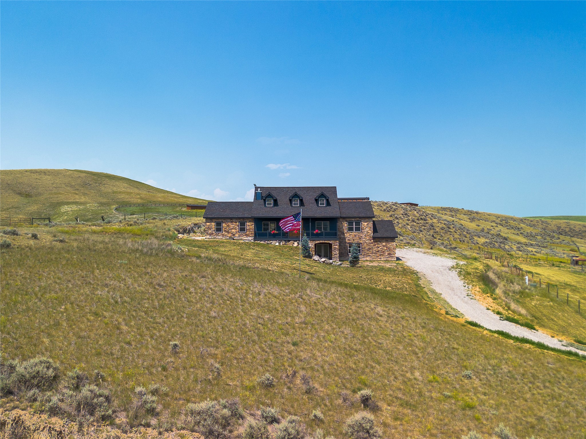 160 Hilltop Vista Loop