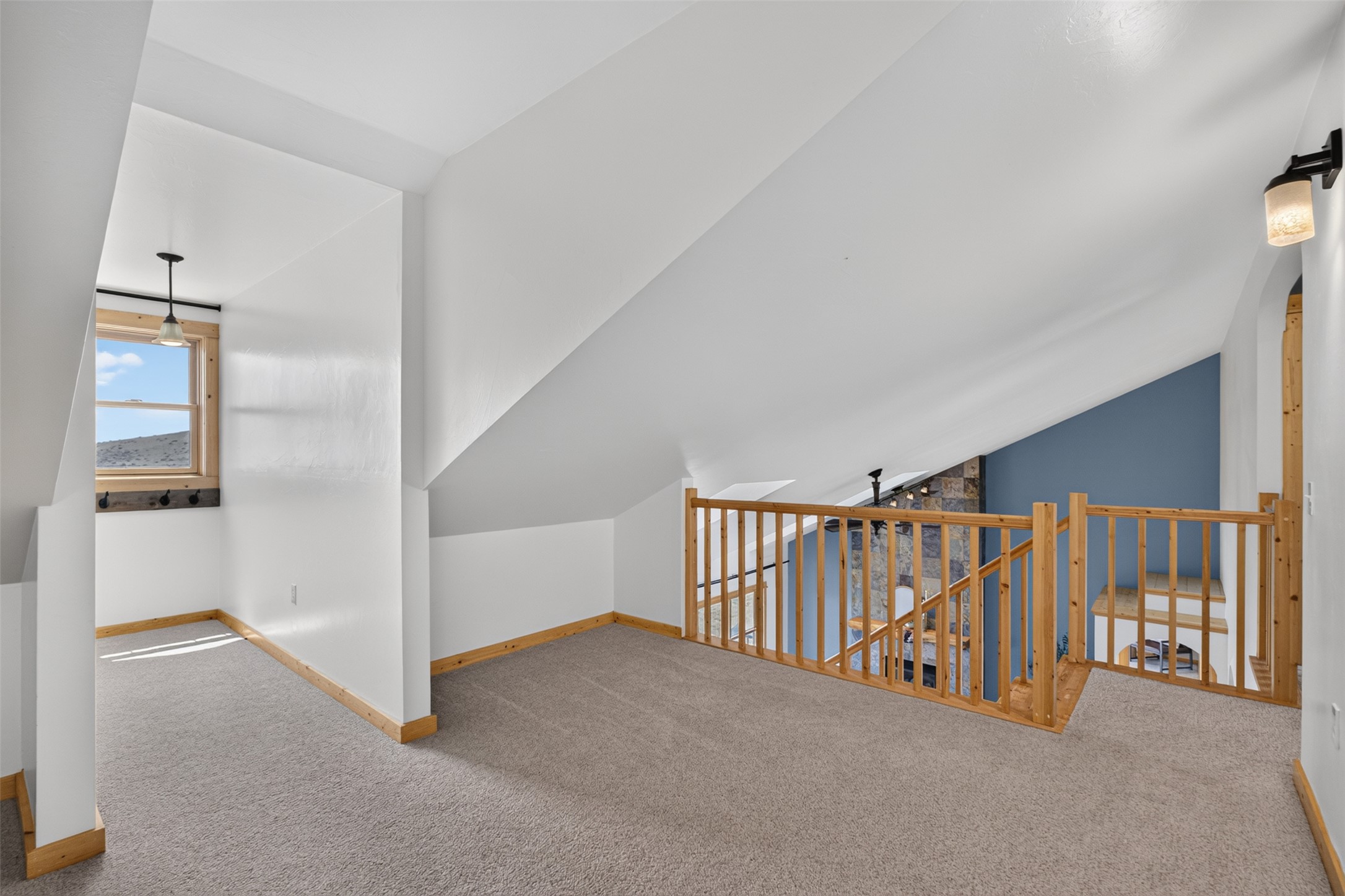 160 Hilltop Vista Loop