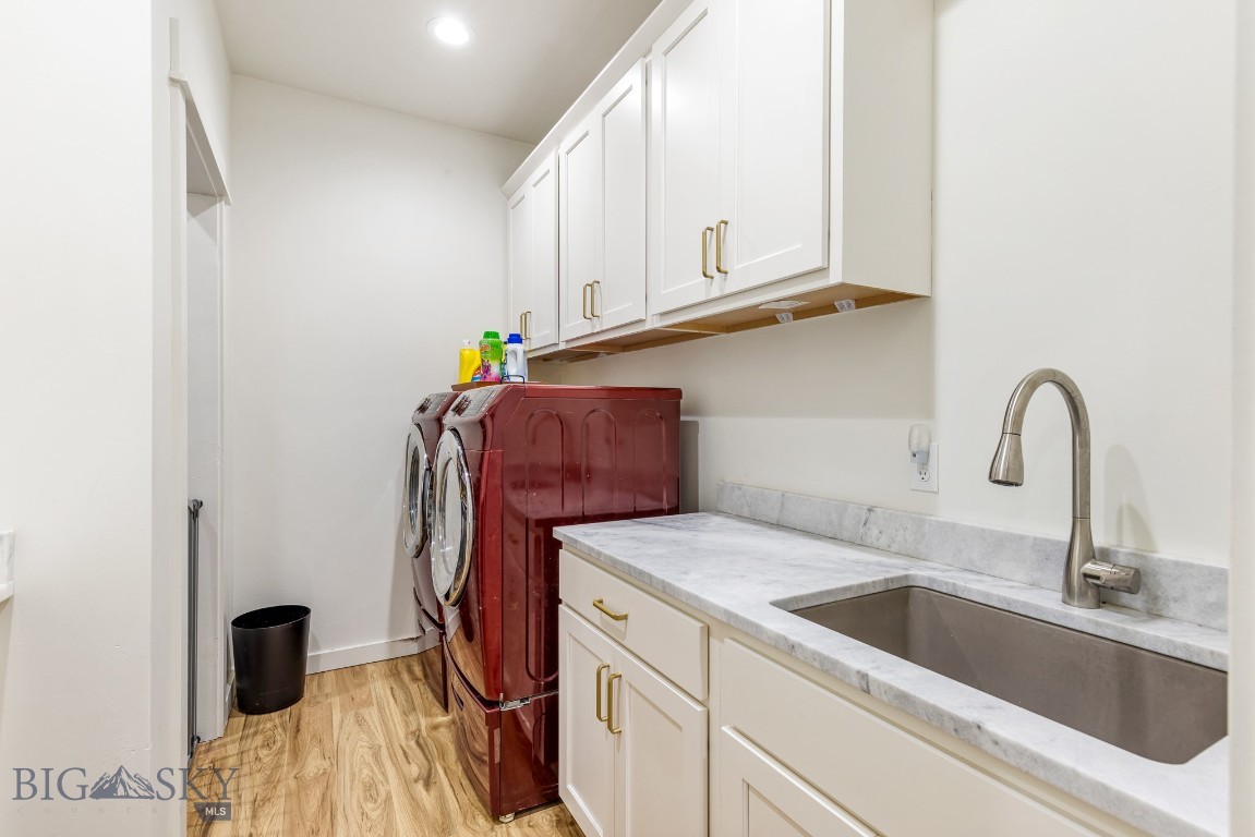 10 Mackenzie Mountain Way