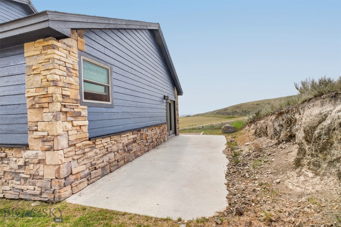 160 Hilltop Vista Loop