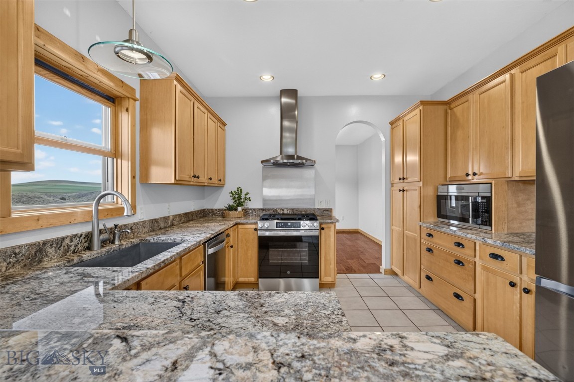 160 Hilltop Vista Loop