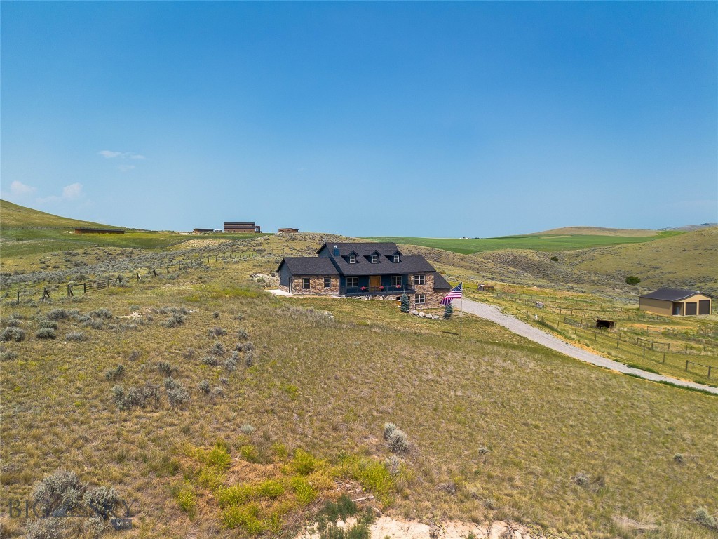 160 Hilltop Vista Loop