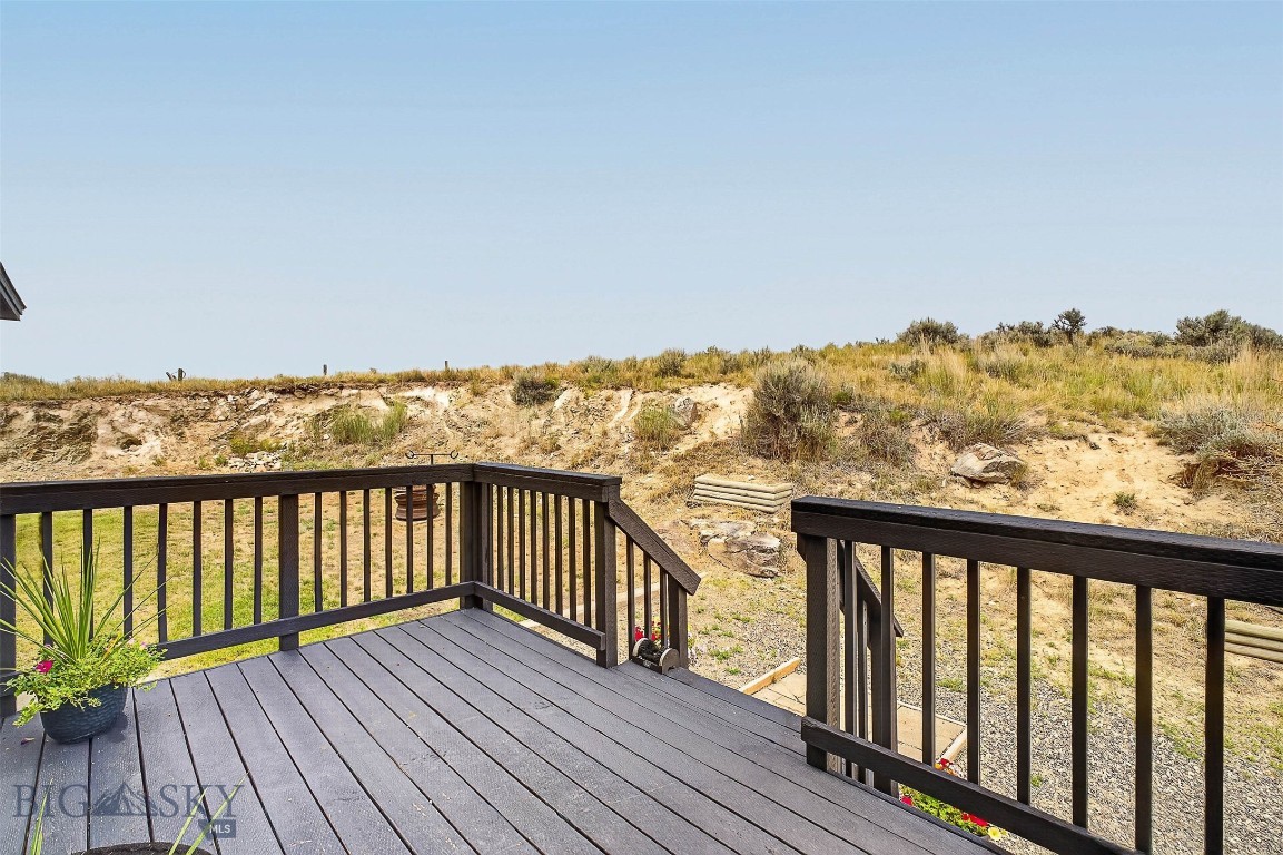 160 Hilltop Vista Loop