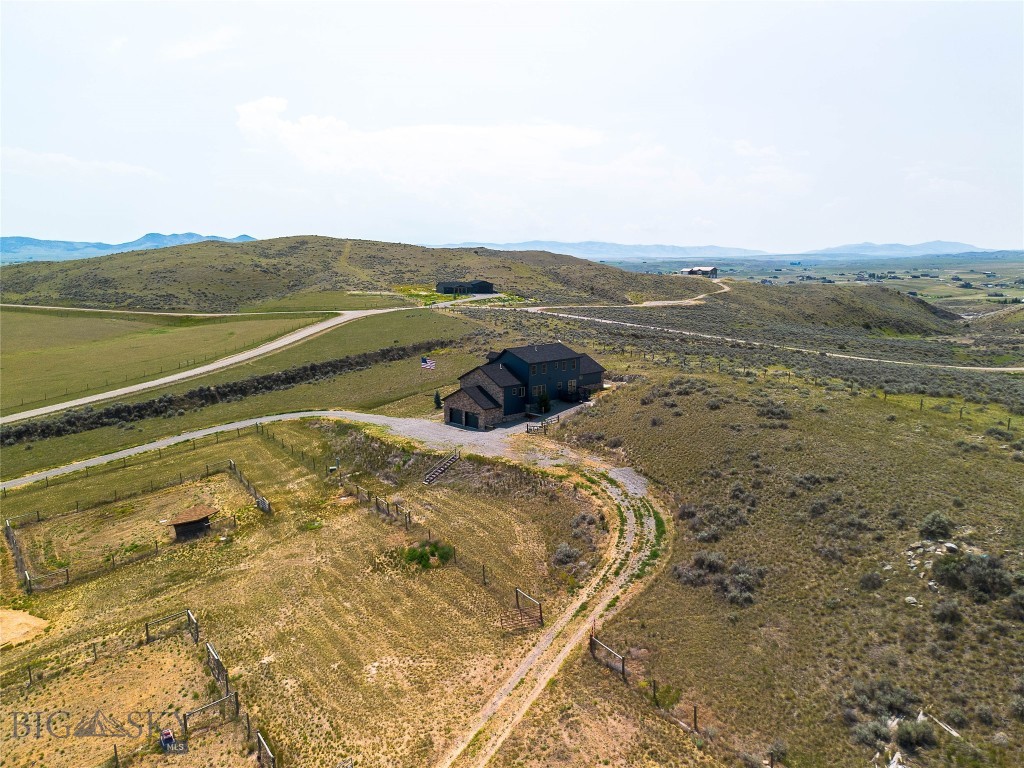 160 Hilltop Vista Loop