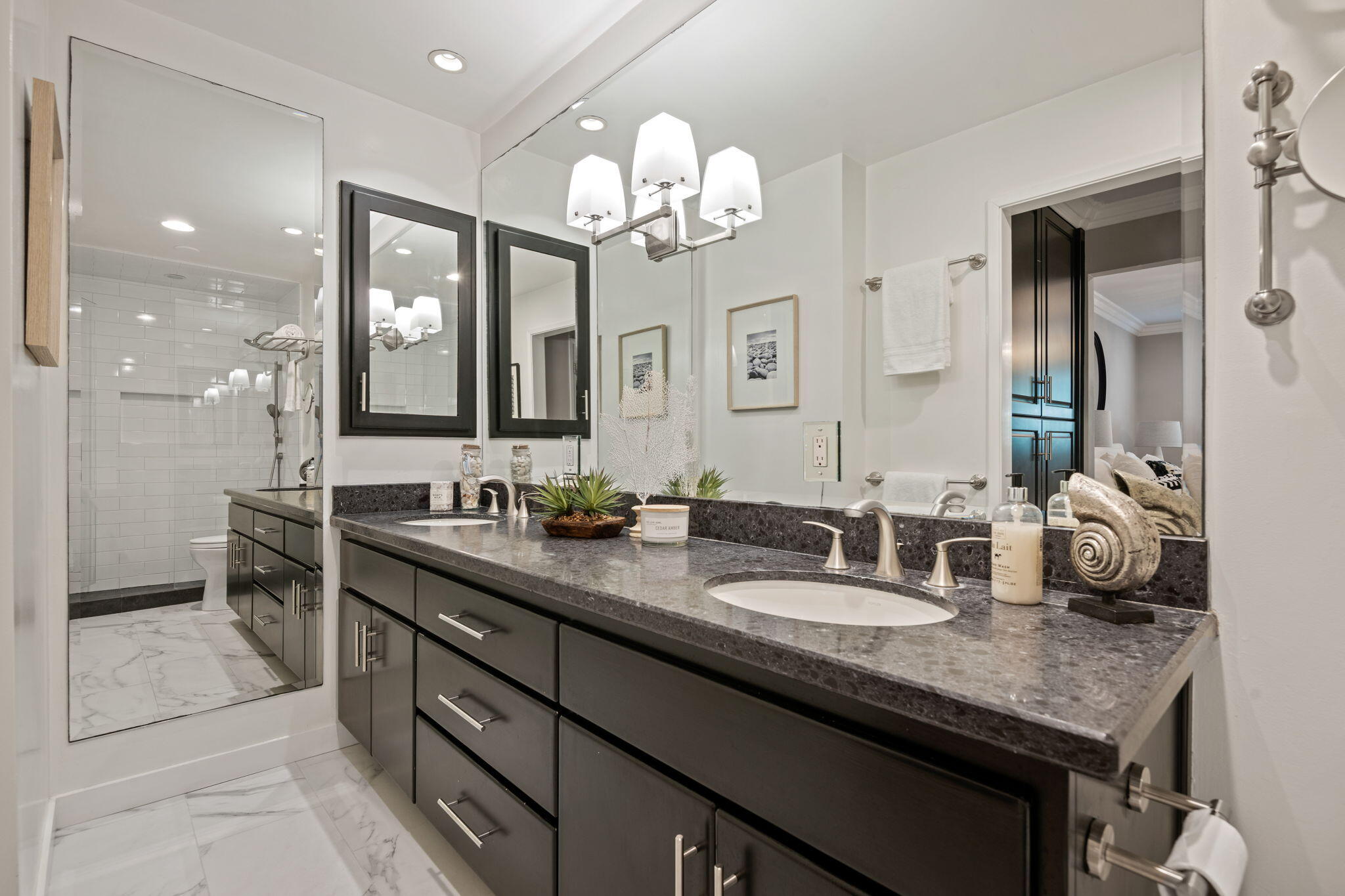 1701 Anacapa Street 9