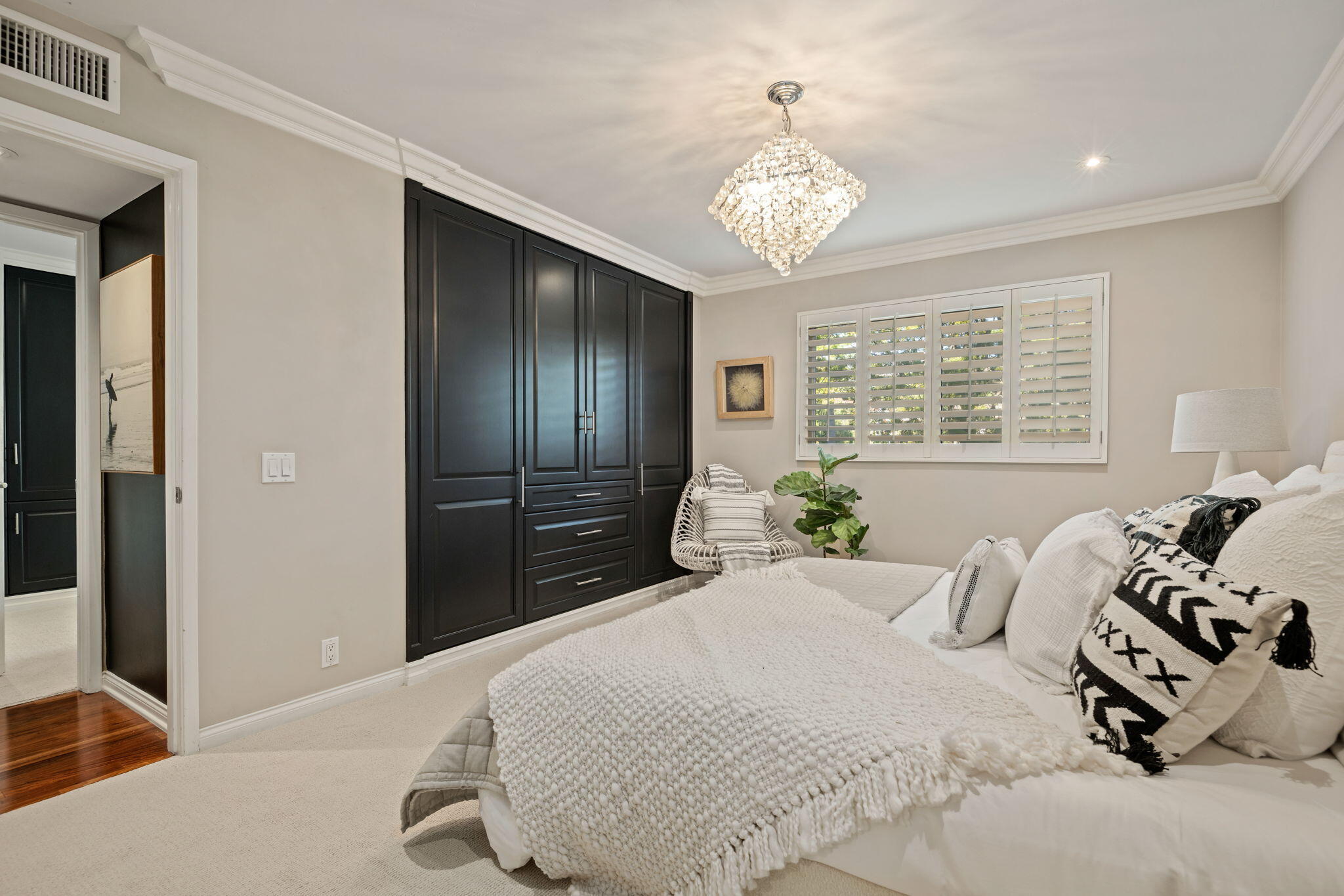 1701 Anacapa Street 9