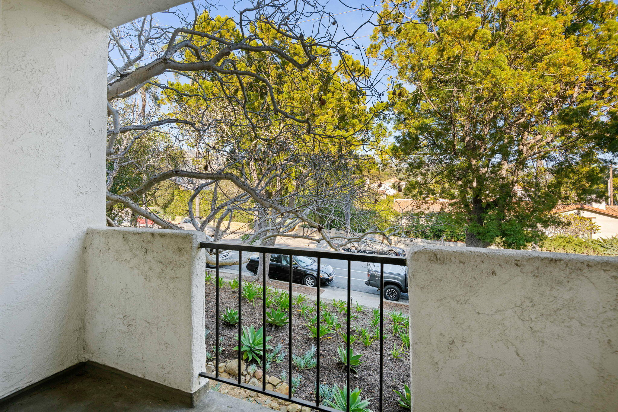 1701 Anacapa Street 9