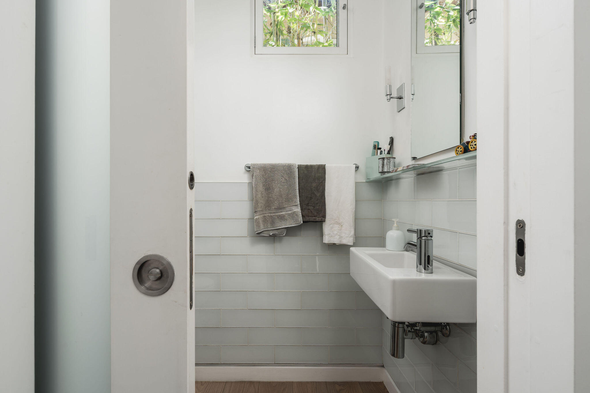 411 E Carrillo Street