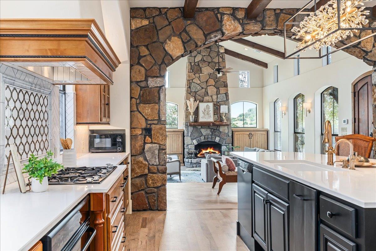 2808 & 2804 Fall Creek Estates DR