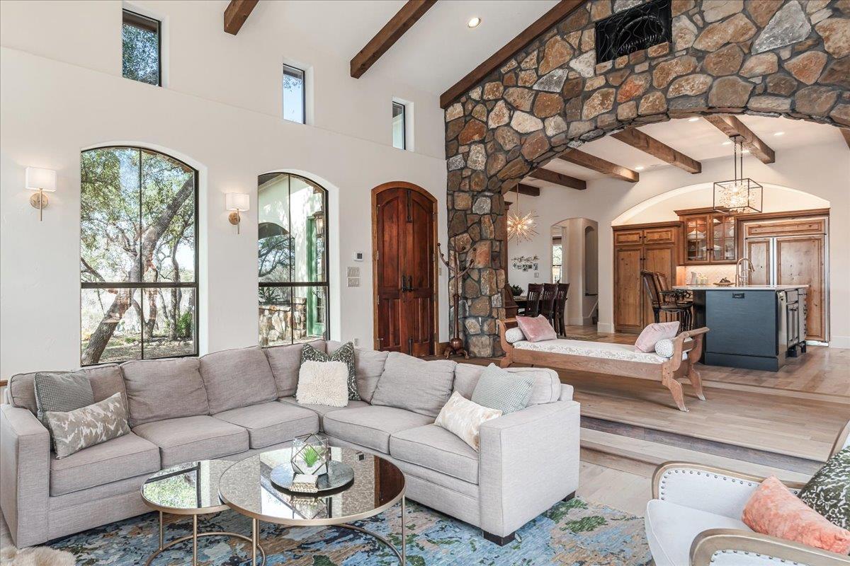 2808 & 2804 Fall Creek Estates DR