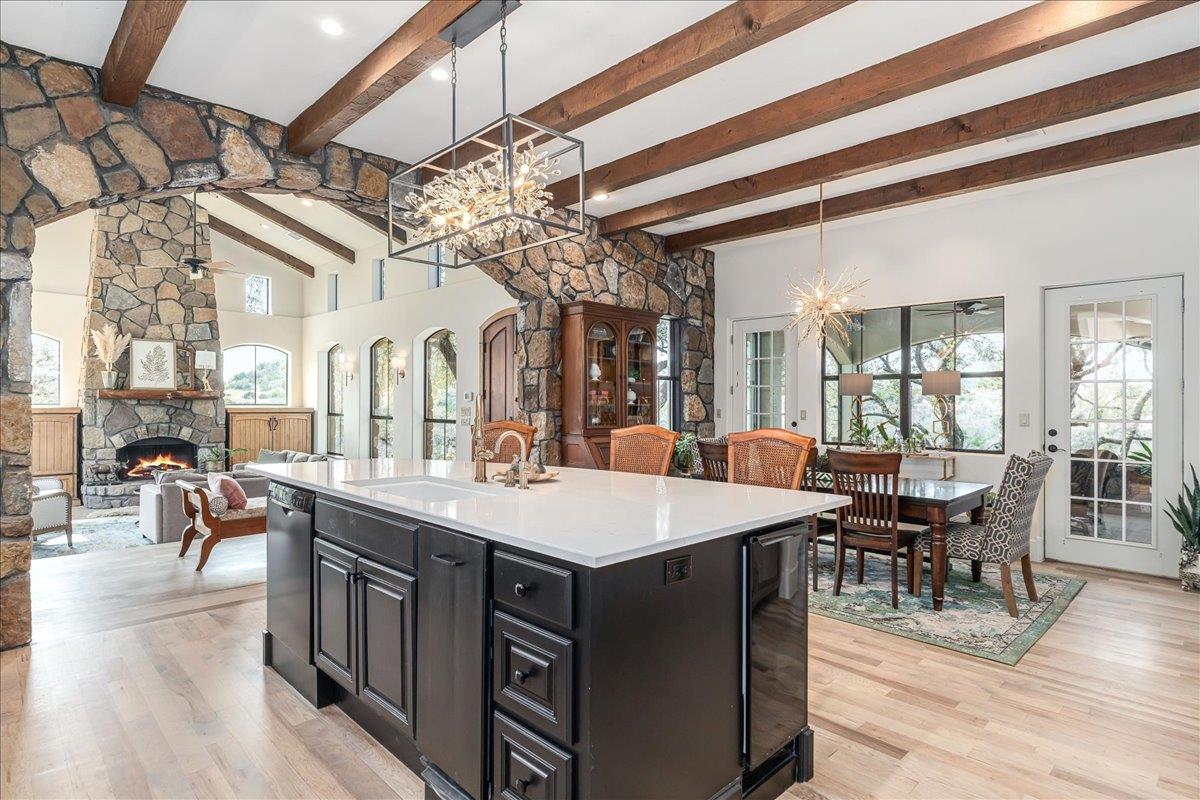 2808 & 2804 Fall Creek Estates DR