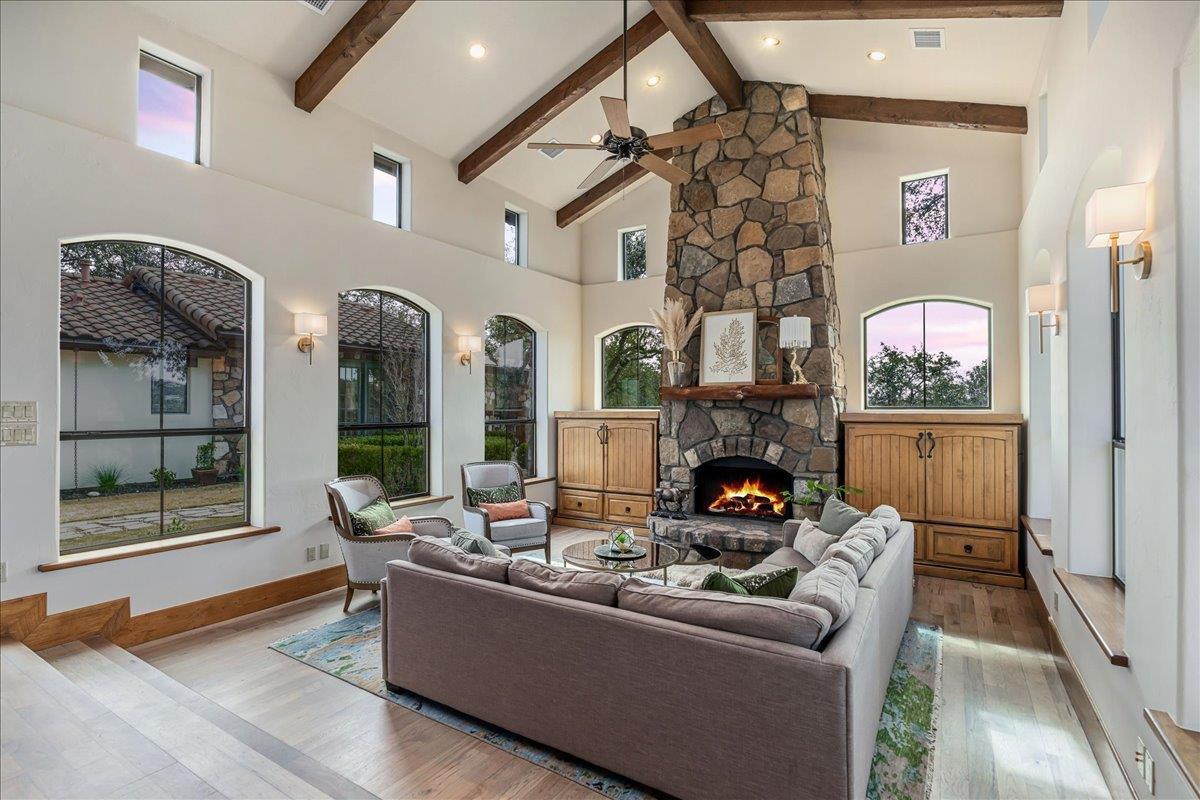 2808 & 2804 Fall Creek Estates DR