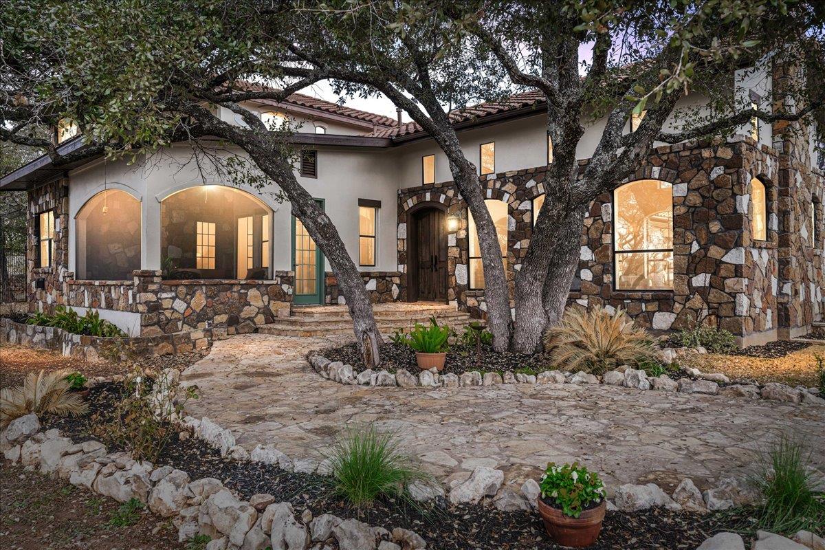 2808 & 2804 Fall Creek Estates DR