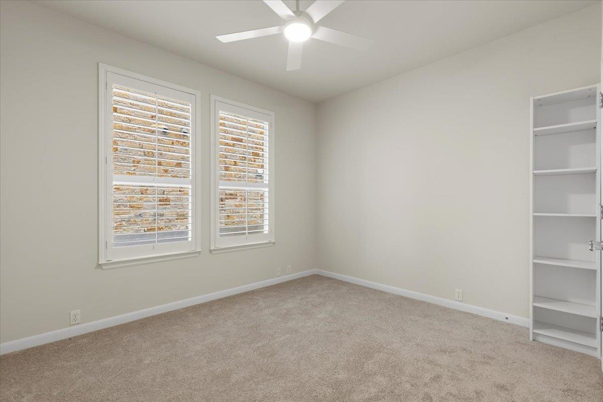 1709 Grassy Field RD