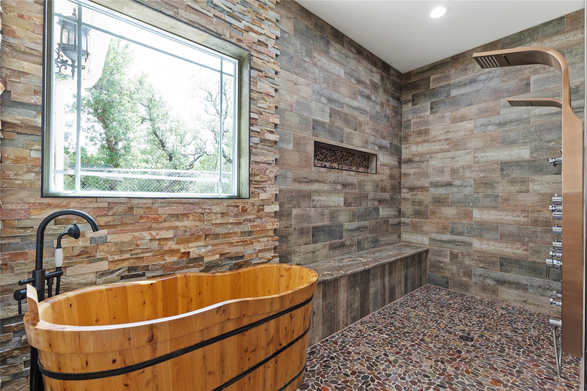 224 Liberty Bell LN