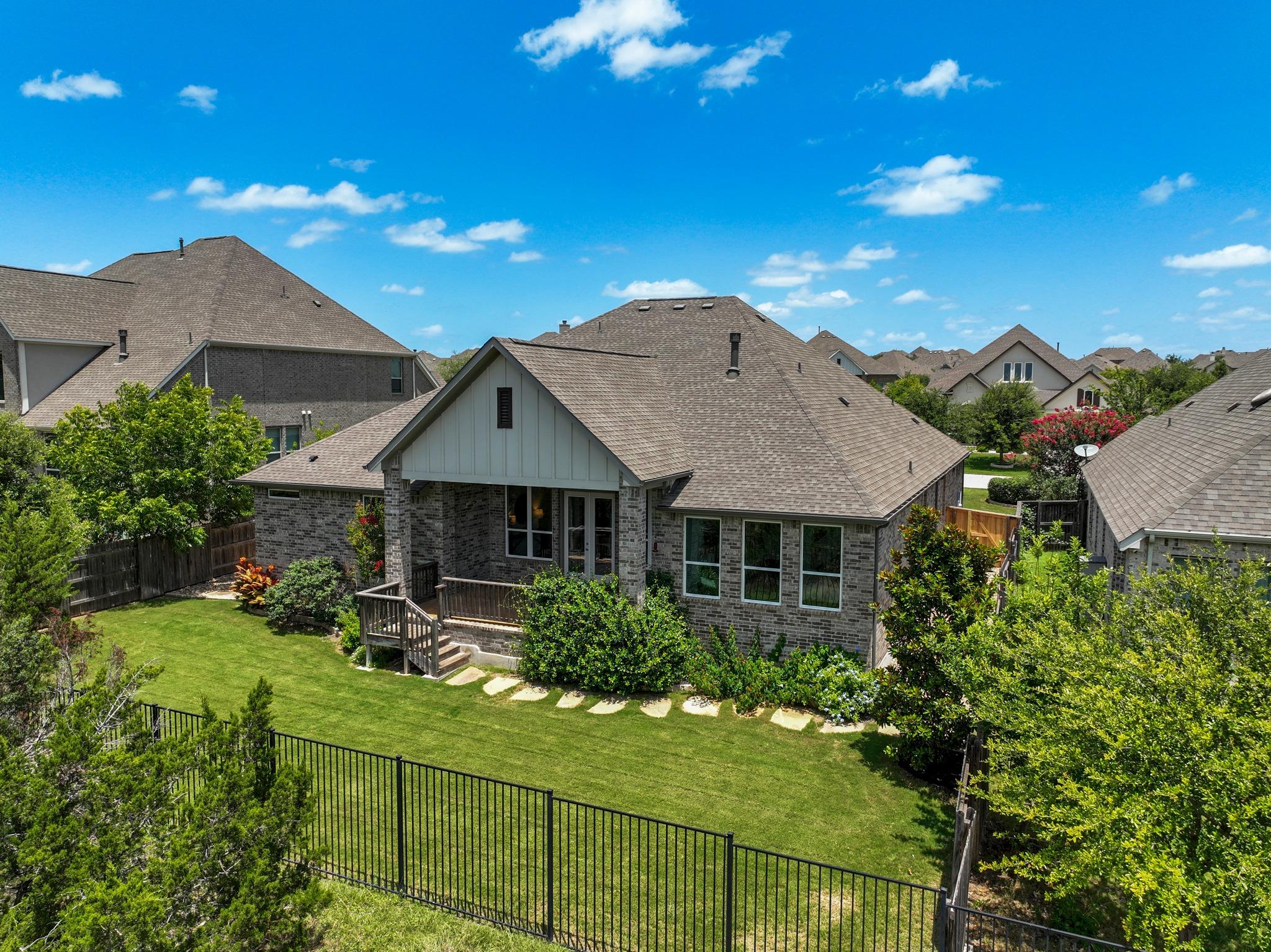 393 Stone River DR