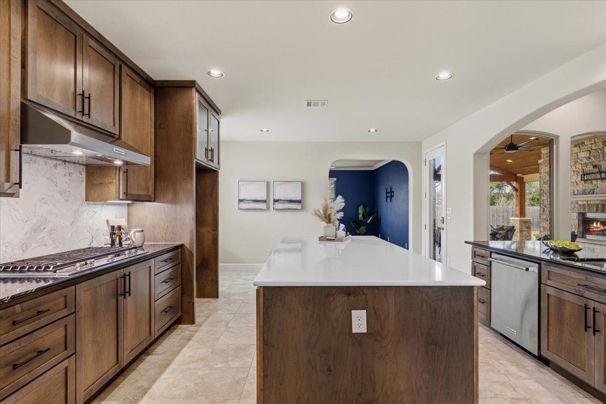 531 Whispering Wind WAY