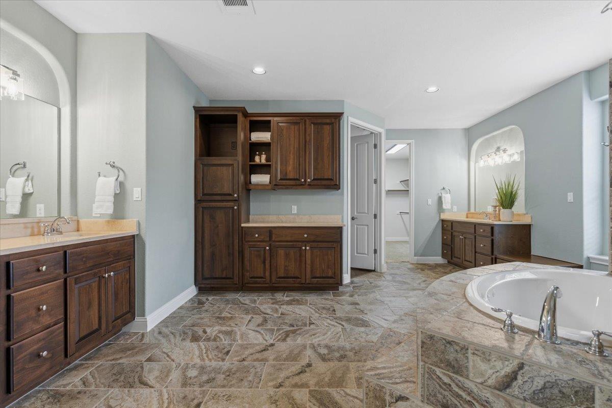 531 Whispering Wind WAY