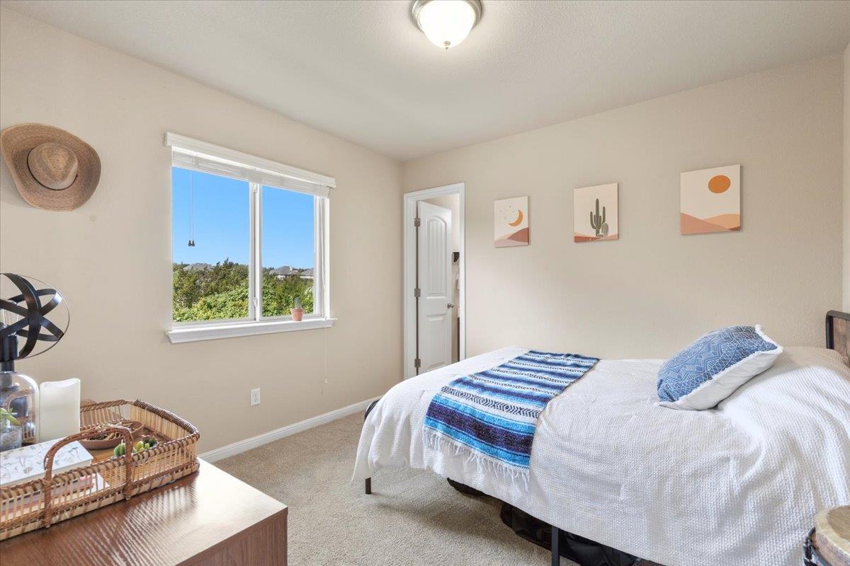 561 Stone View TRL
