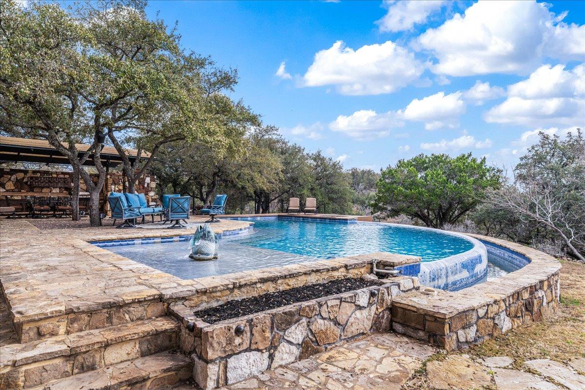 2808 & 2804 Fall Creek Estates DR
