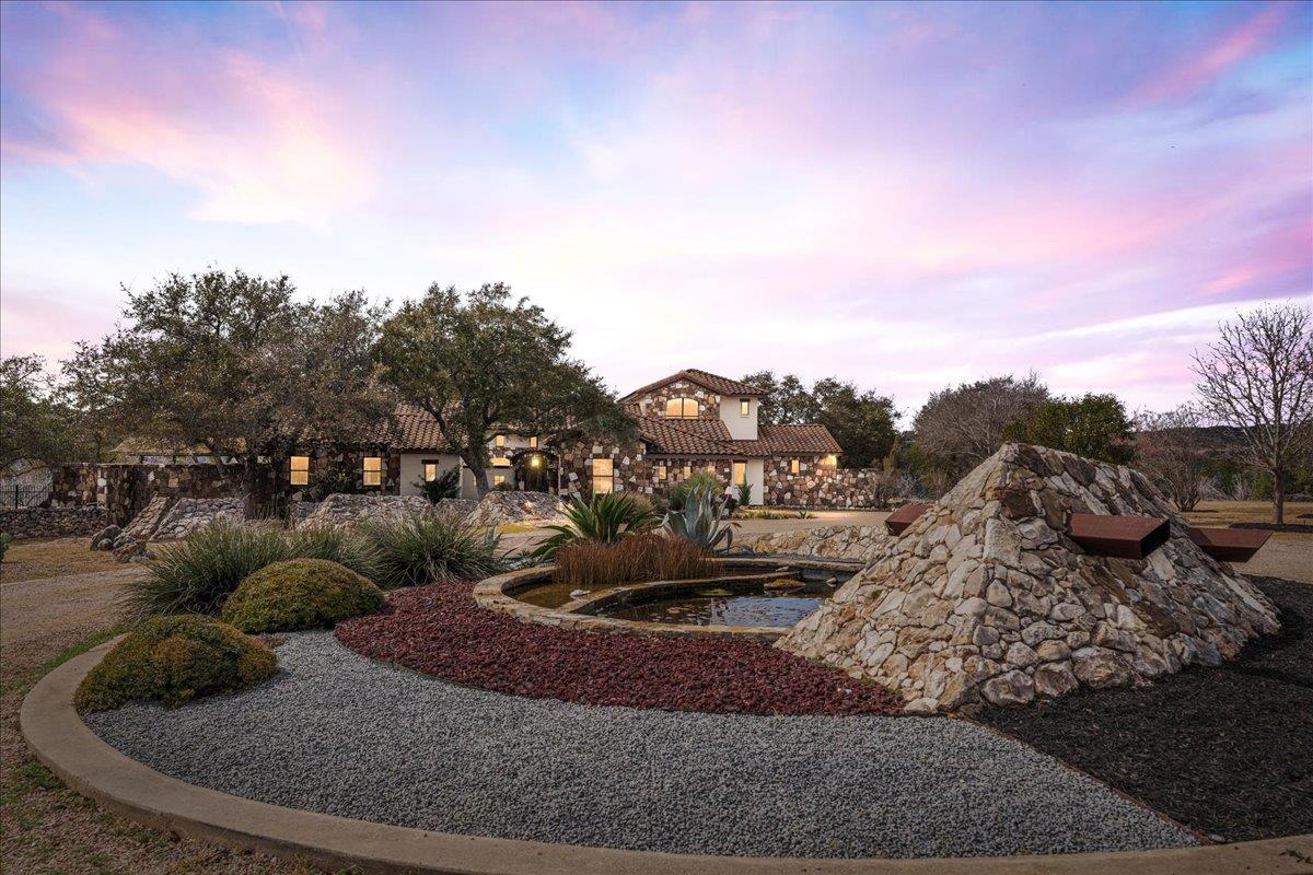2808 & 2804 Fall Creek Estates DR