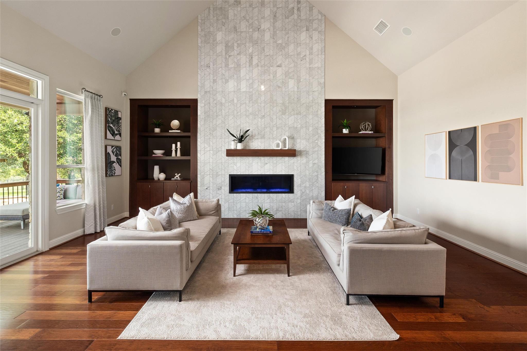 227 Smarty Jones Ave