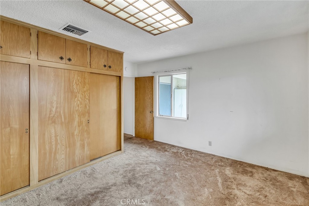 14417 S Budlong Avenue