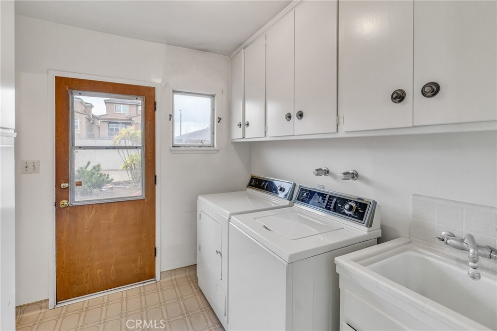 14417 S Budlong Avenue