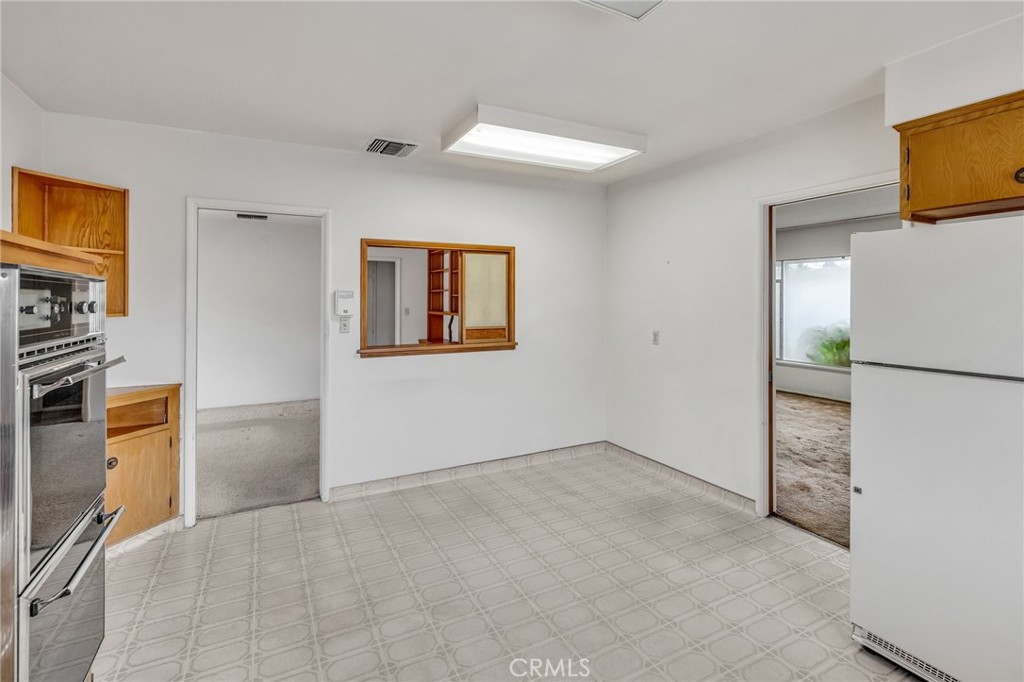 14417 S Budlong Avenue