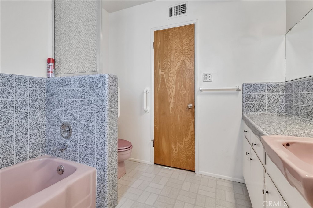 14417 S Budlong Avenue