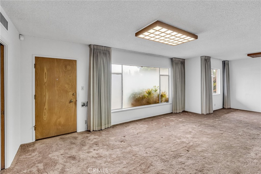 14417 S Budlong Avenue