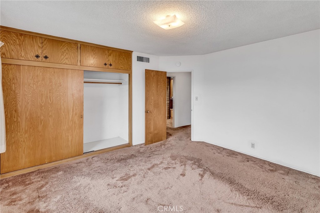 14417 S Budlong Avenue