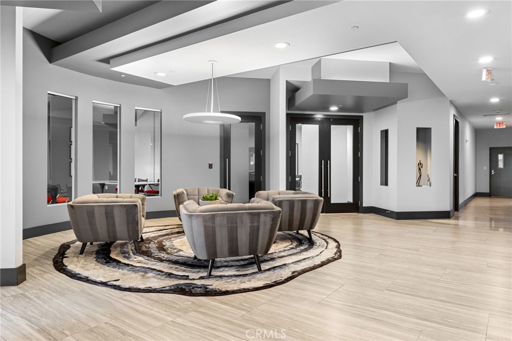 400 W Ocean Boulevard 1603