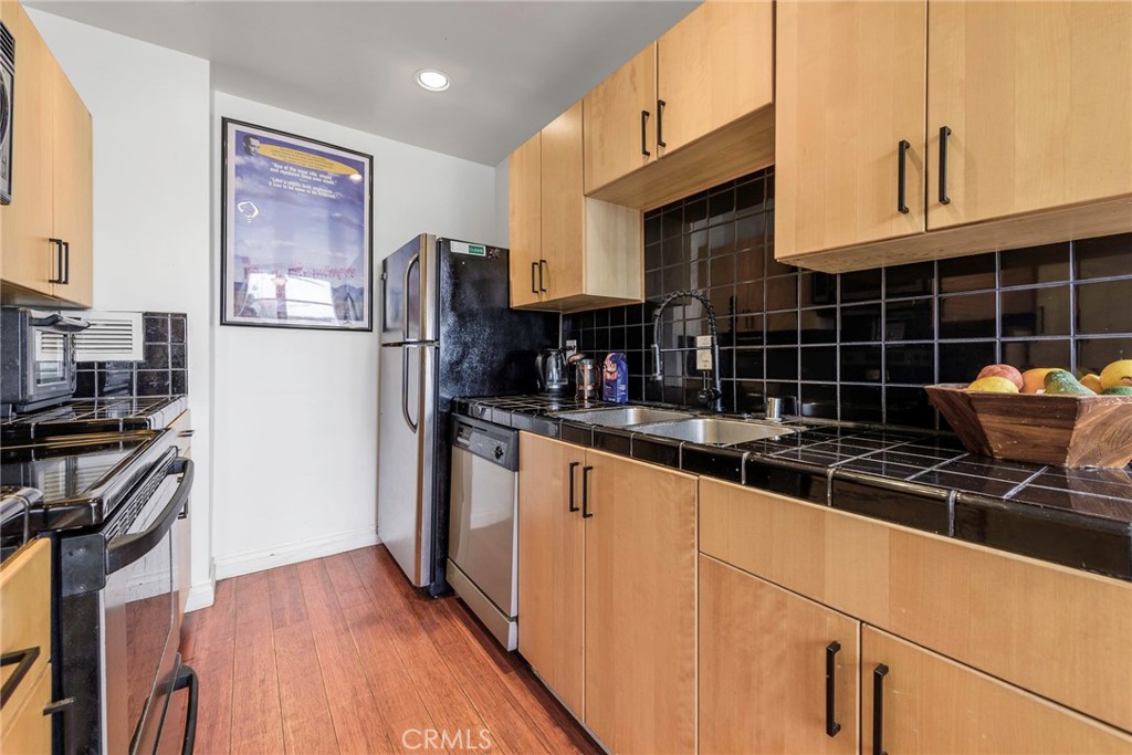 100 Atlantic Avenue 800