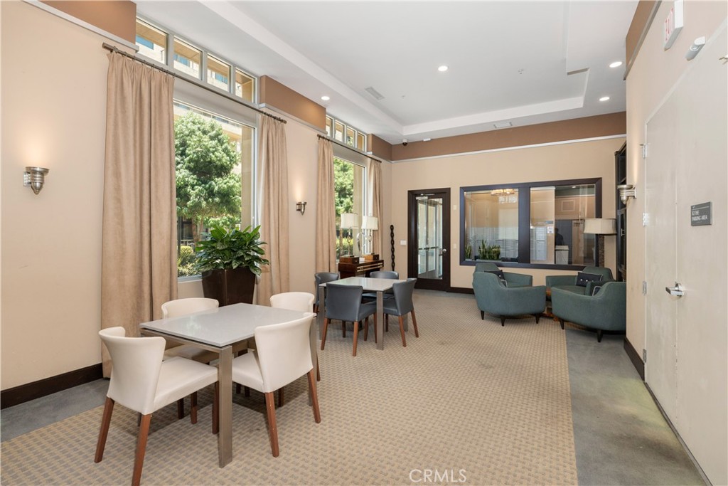 150 The Promenade N 409