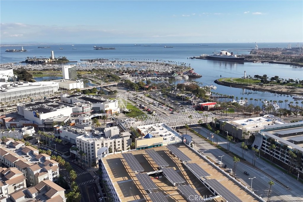 400 W Ocean Boulevard 605