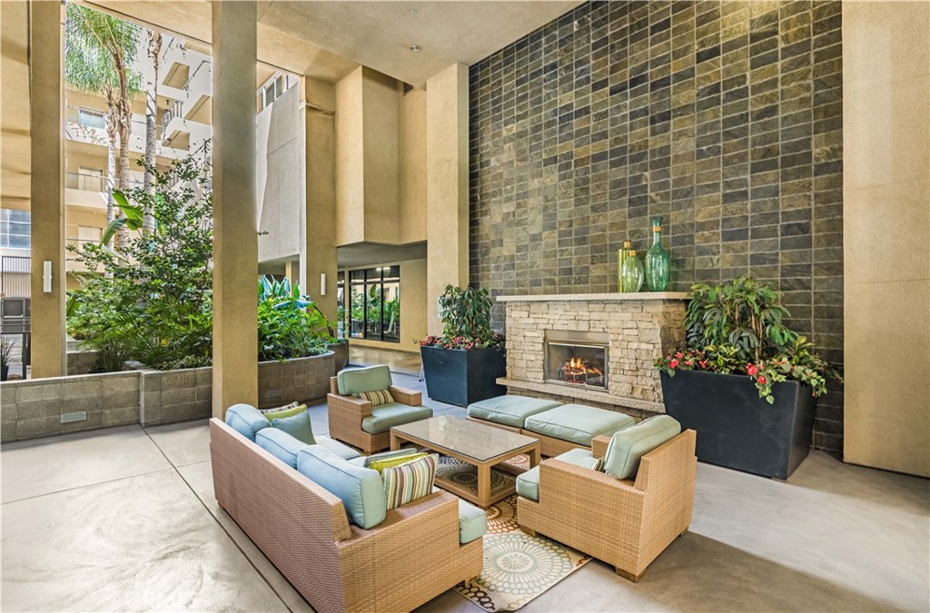 133 The Promenade N 107