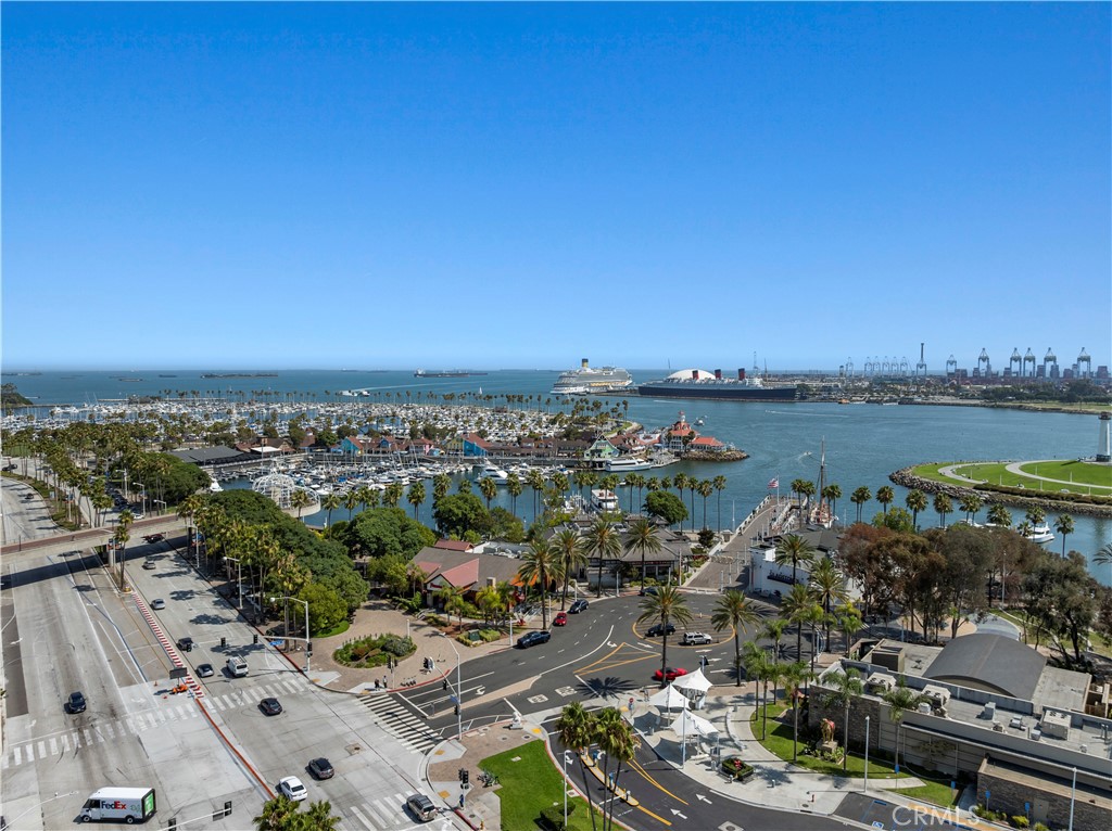 250 Linden Avenue 405