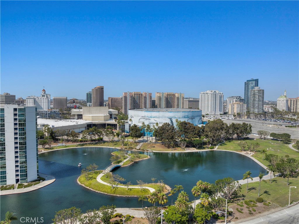 250 Linden Avenue 405