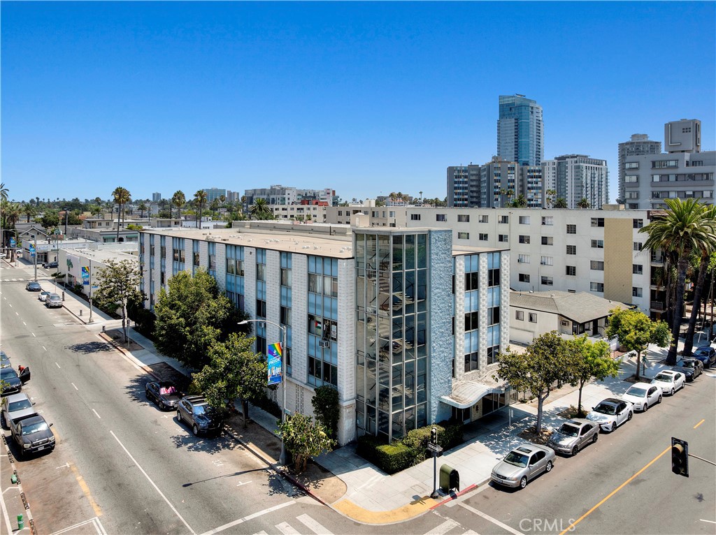 250 Linden Avenue 405