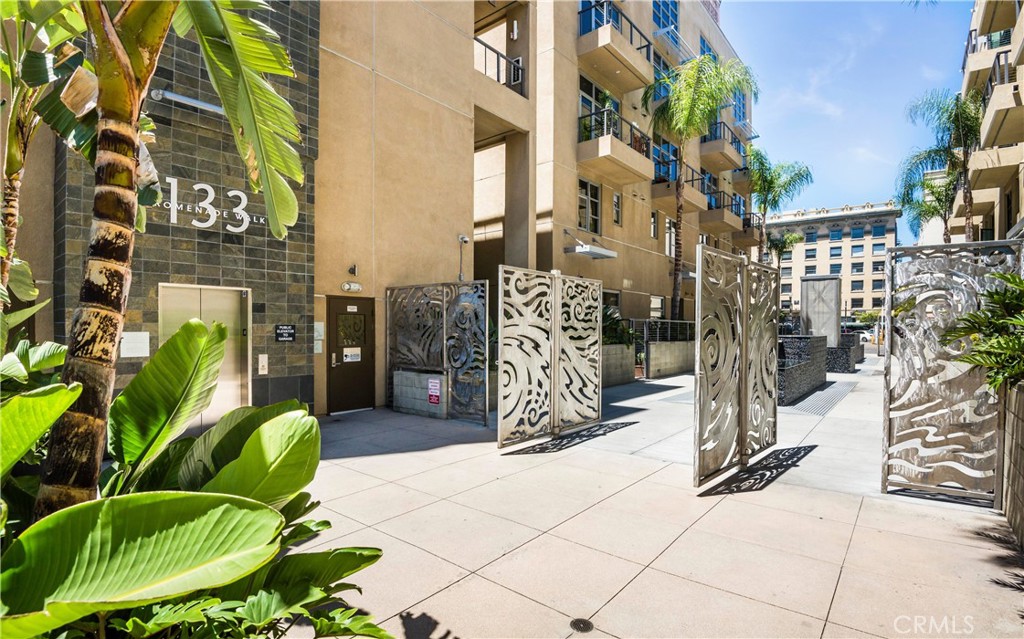133 The Promenade N N 423