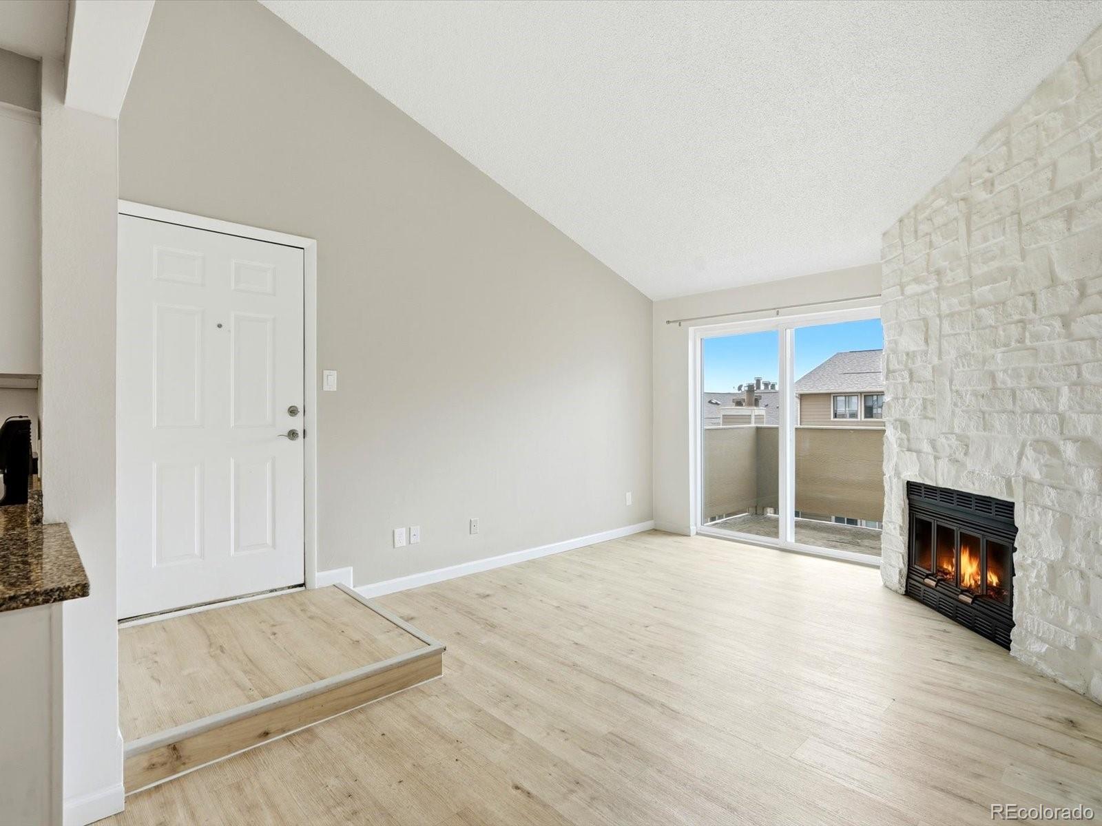2929 W Floyd Avenue Unit: 323