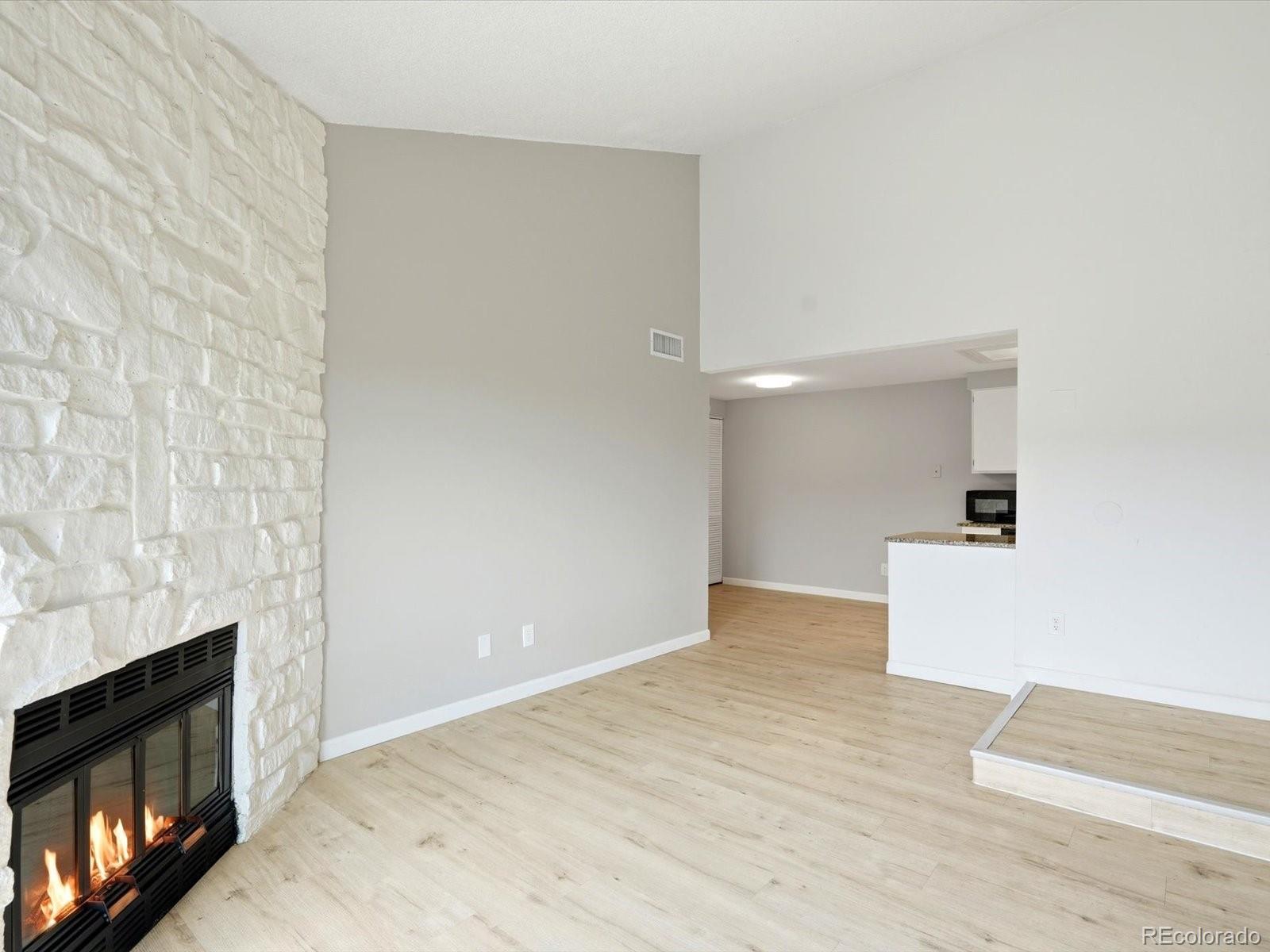 2929 W Floyd Avenue Unit: 323