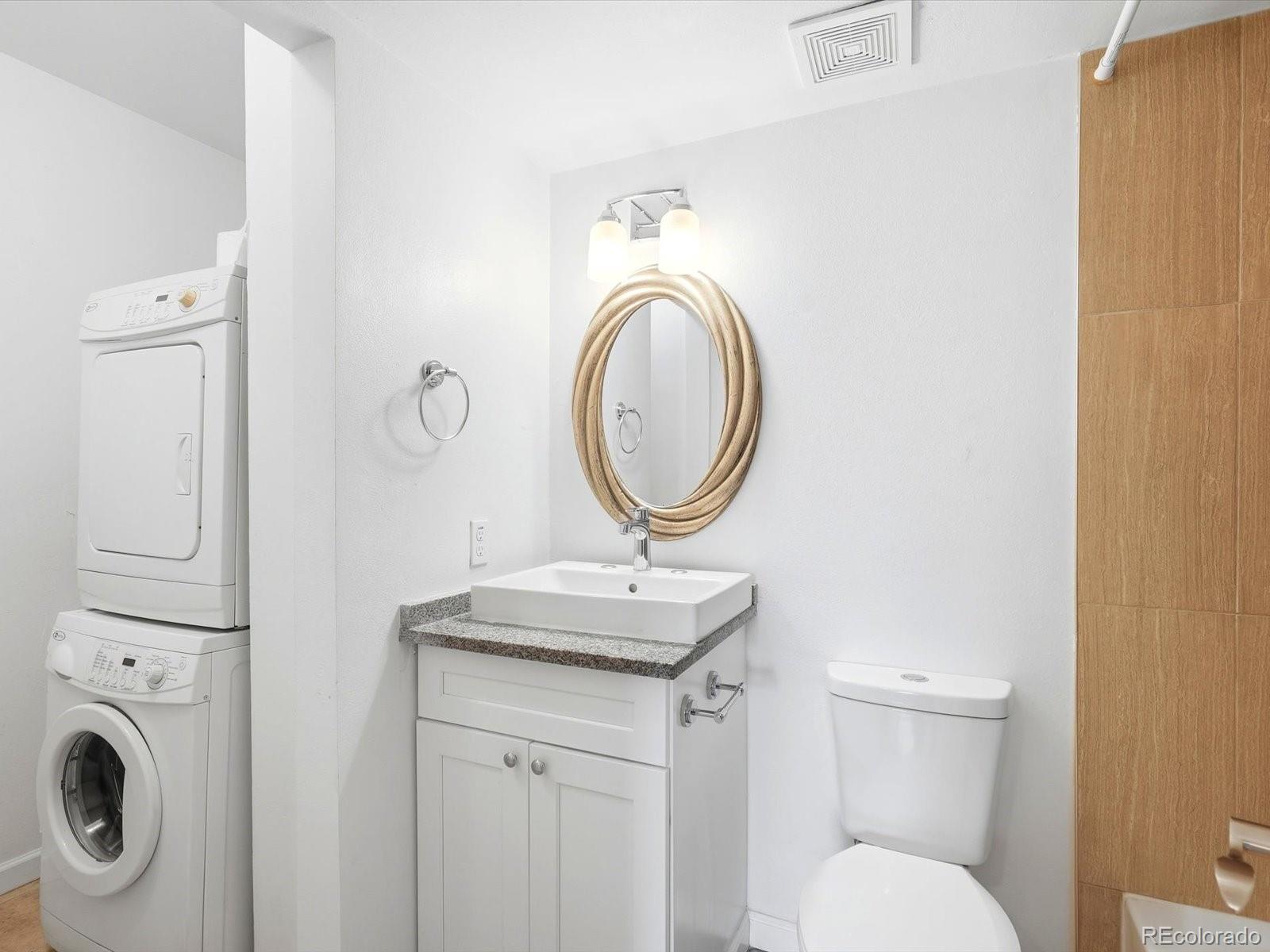 2929 W Floyd Avenue Unit: 323